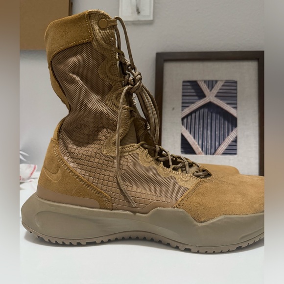 Nike SFB B1
Tactical Boot - Picture 8 of 10